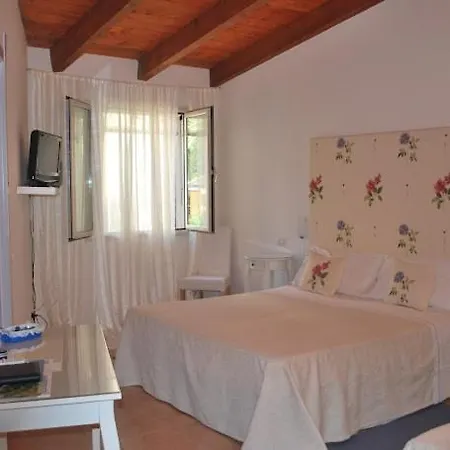 Domo La Jacaranda Сант-Антиоко