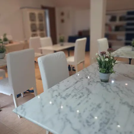 Domo La Jacaranda Penzion 3*